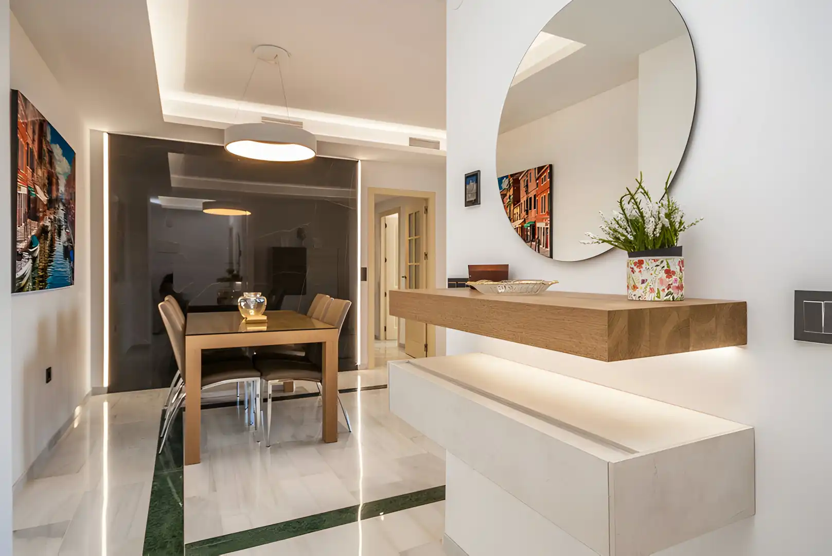 Comedor de Apartamento en venta en Marbella con Aire acondicionado, Terraza y Piscina