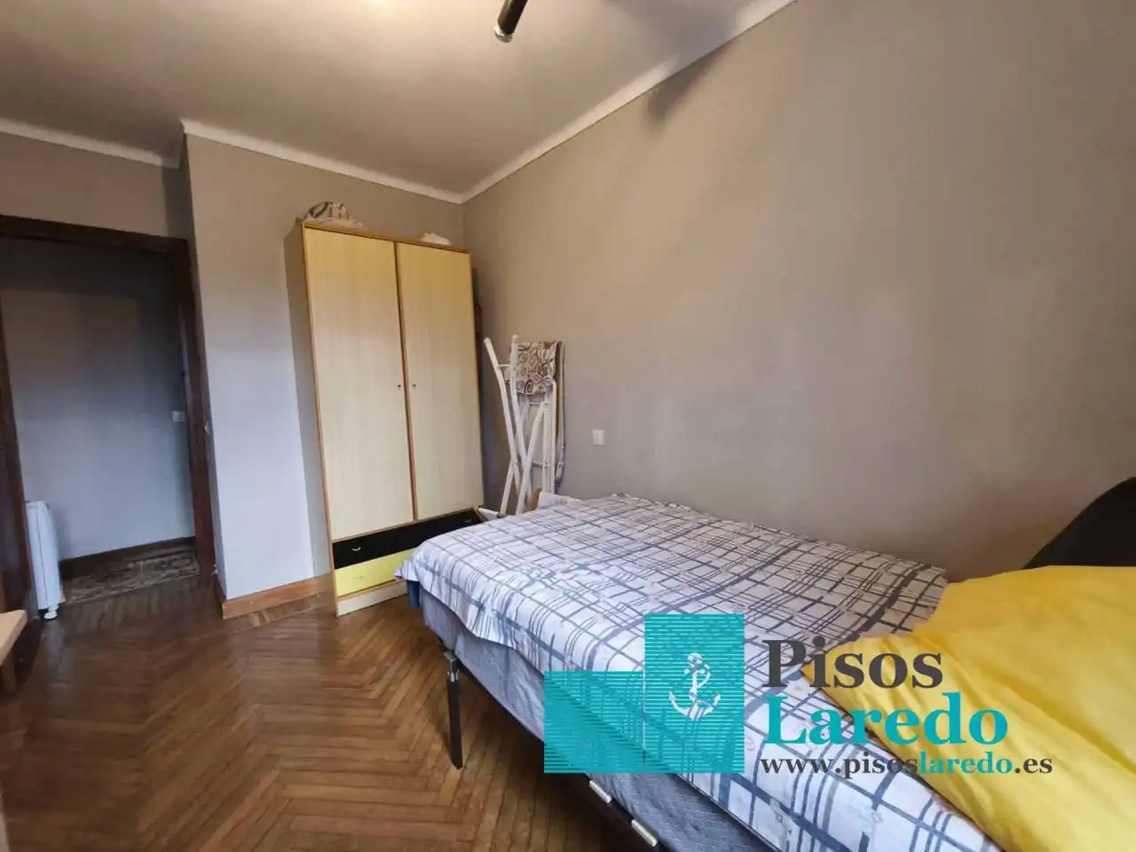 Casa o xalet en venda a Calle Mies, Ampuero
