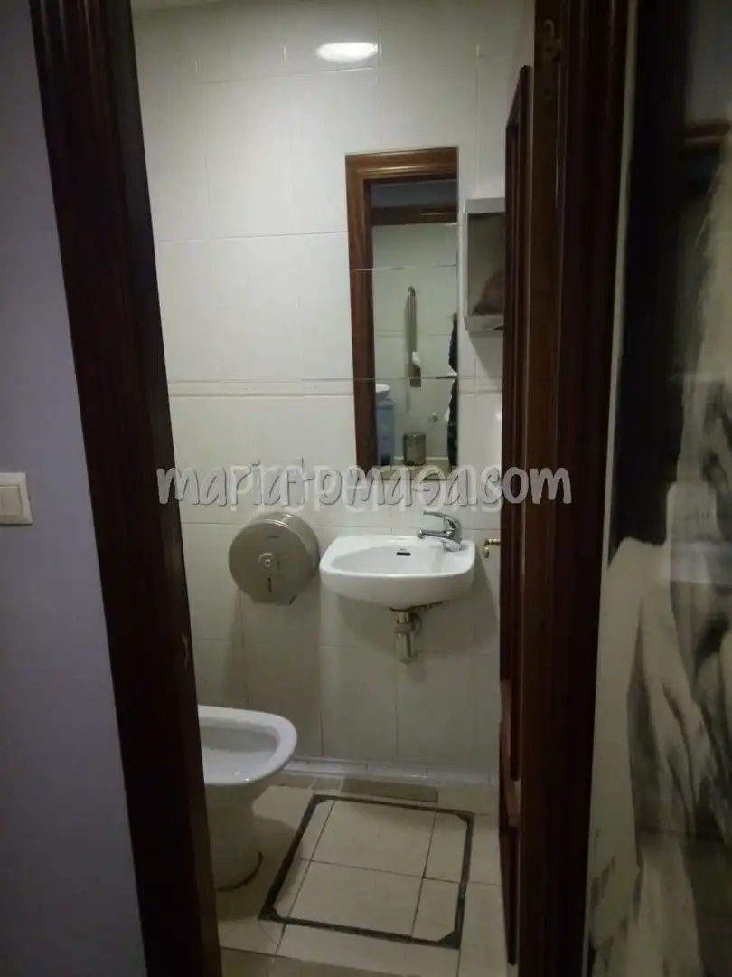 Business premises for sale in Lasesarre, imagen 2