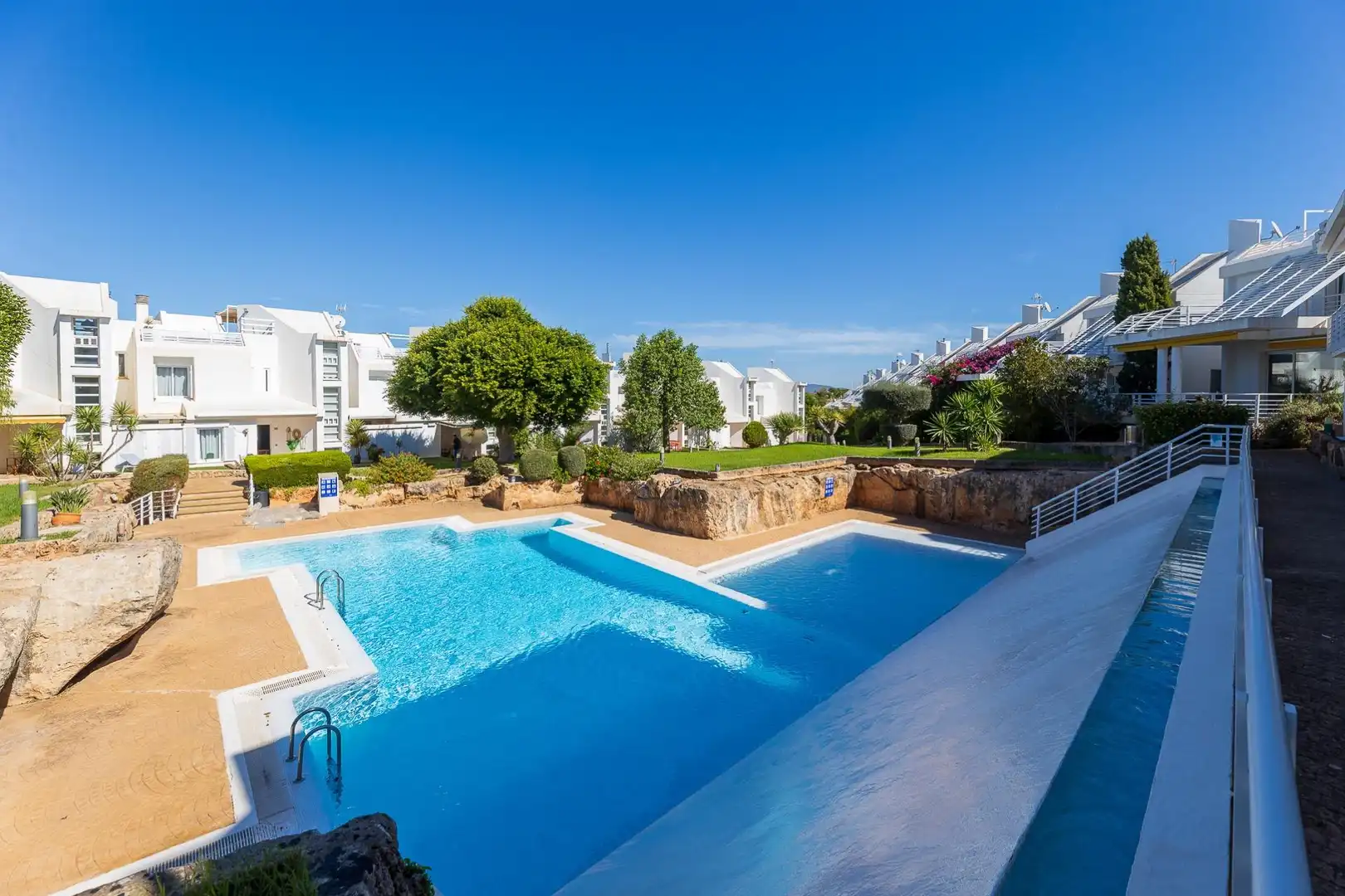Casa con terraza en venta en Carrer ALBER, imagen 49