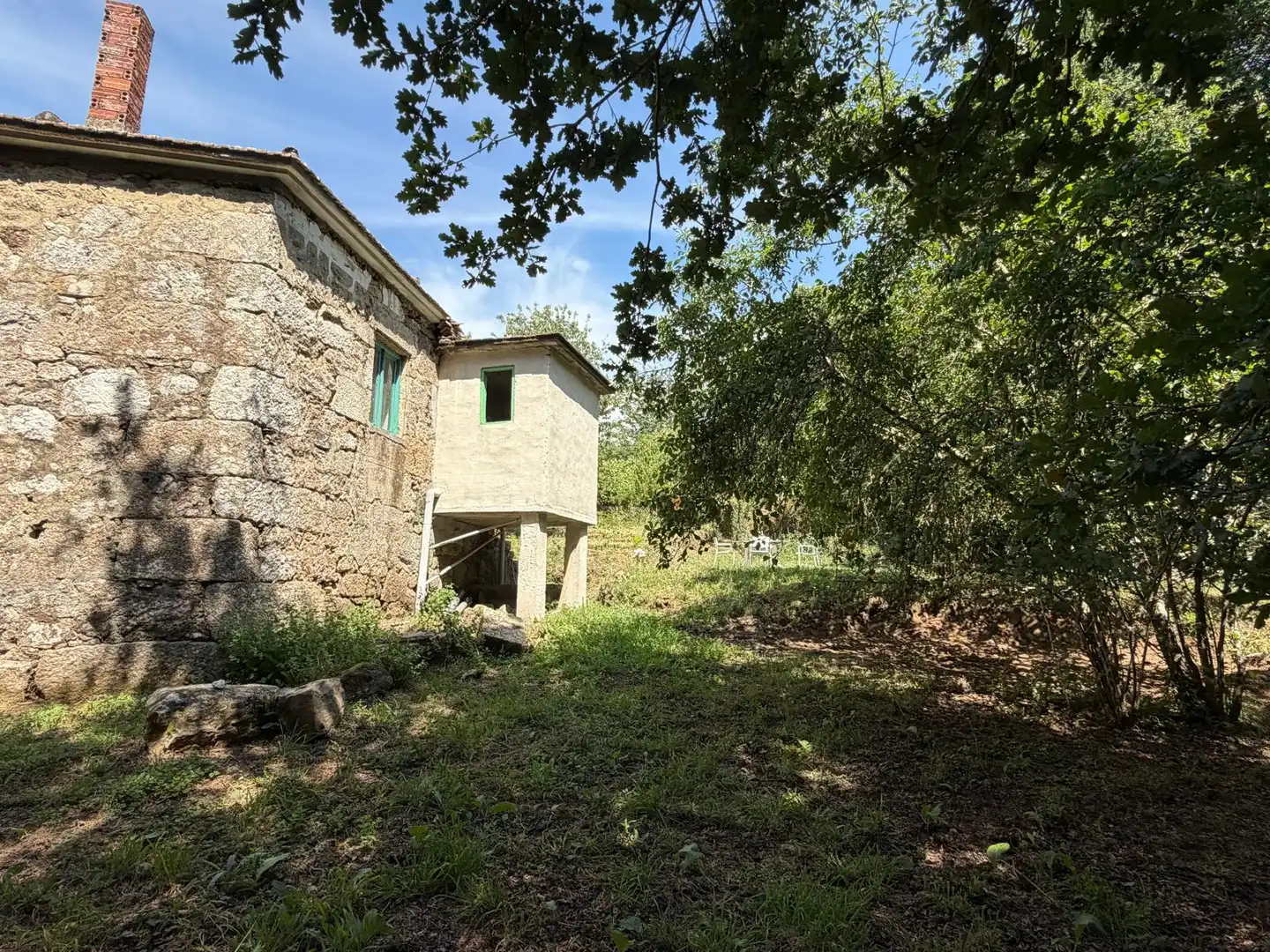 Vista exterior de Finca rústica en venda en Gomesende amb Jardí privat, Terrassa i Traster