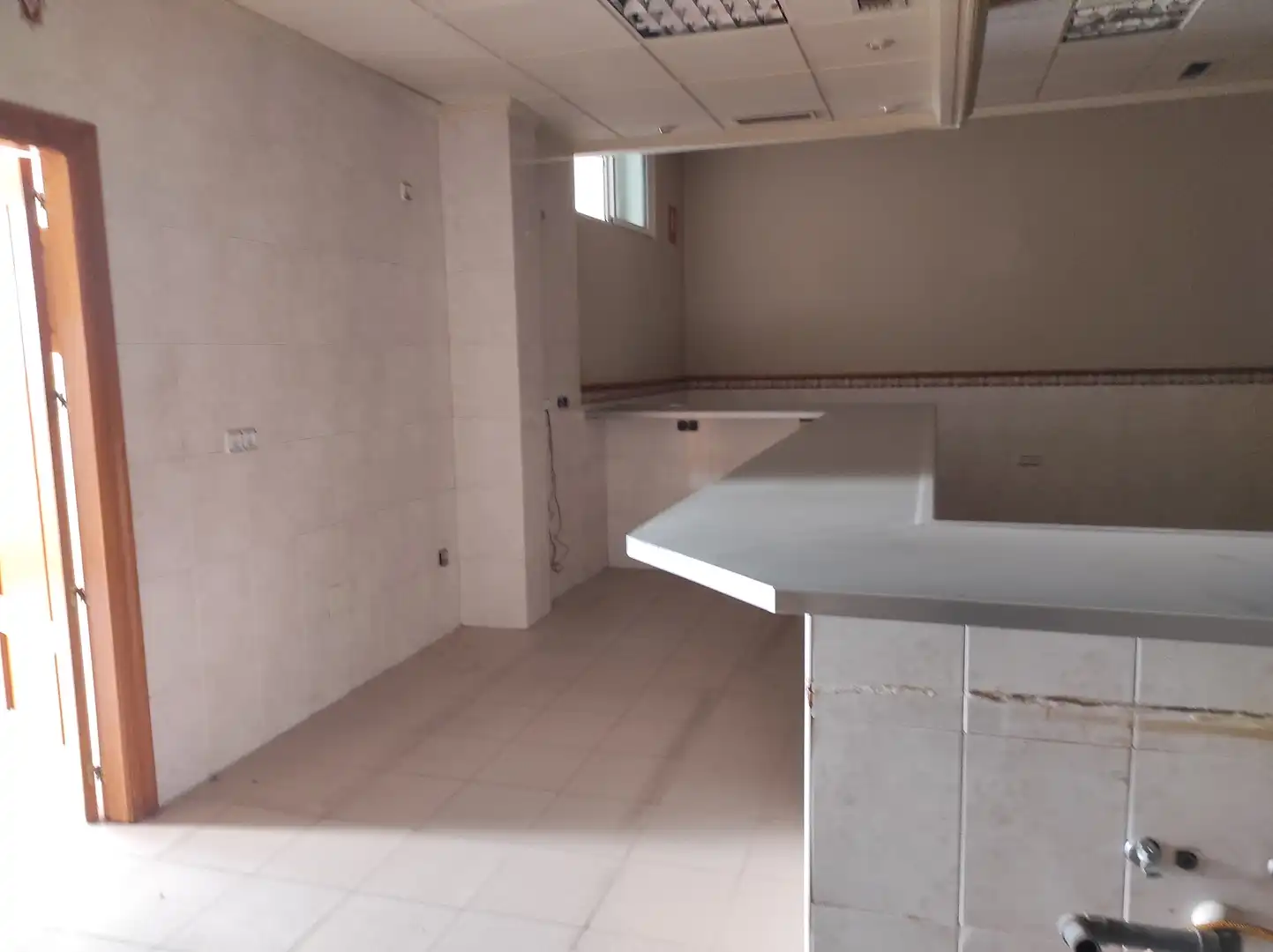 Local comercial en venda a Avenida Monteazahar 19, imagen 9