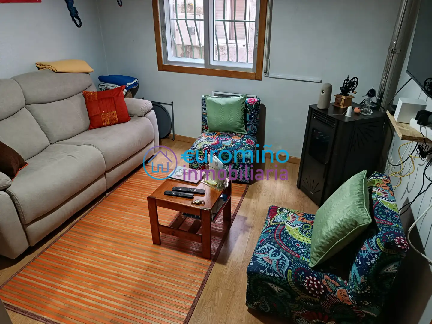 Casa adosada en venta en Rúa das Coutadas, Salgueira - O Castaño