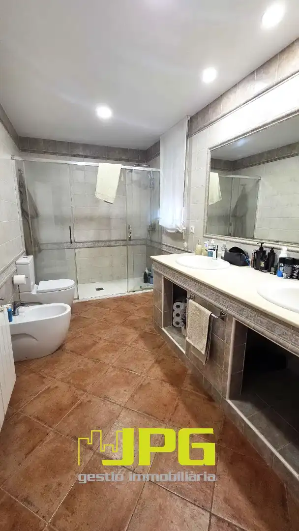 Bathroom of Houses for sale in Mutxamel  with Air Conditioner, Heating and Private garden