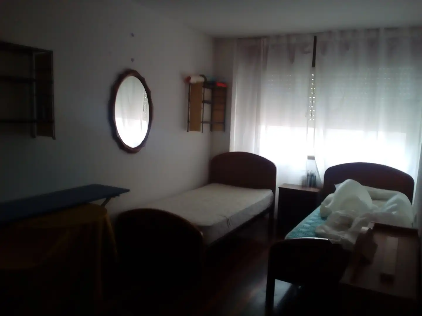 Habitación de Piso de alquiler en Santiago de Compostela  con Calefacción, Parquet y Amueblado