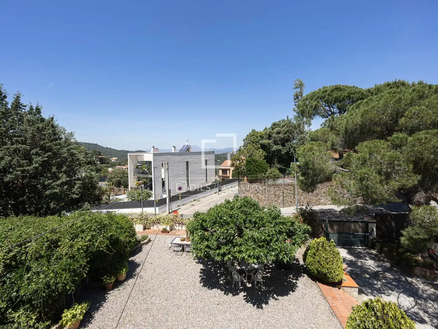 Vista exterior de Pis de lloguer en Barcelona amb Calefacció, Jardí privat i Parquet