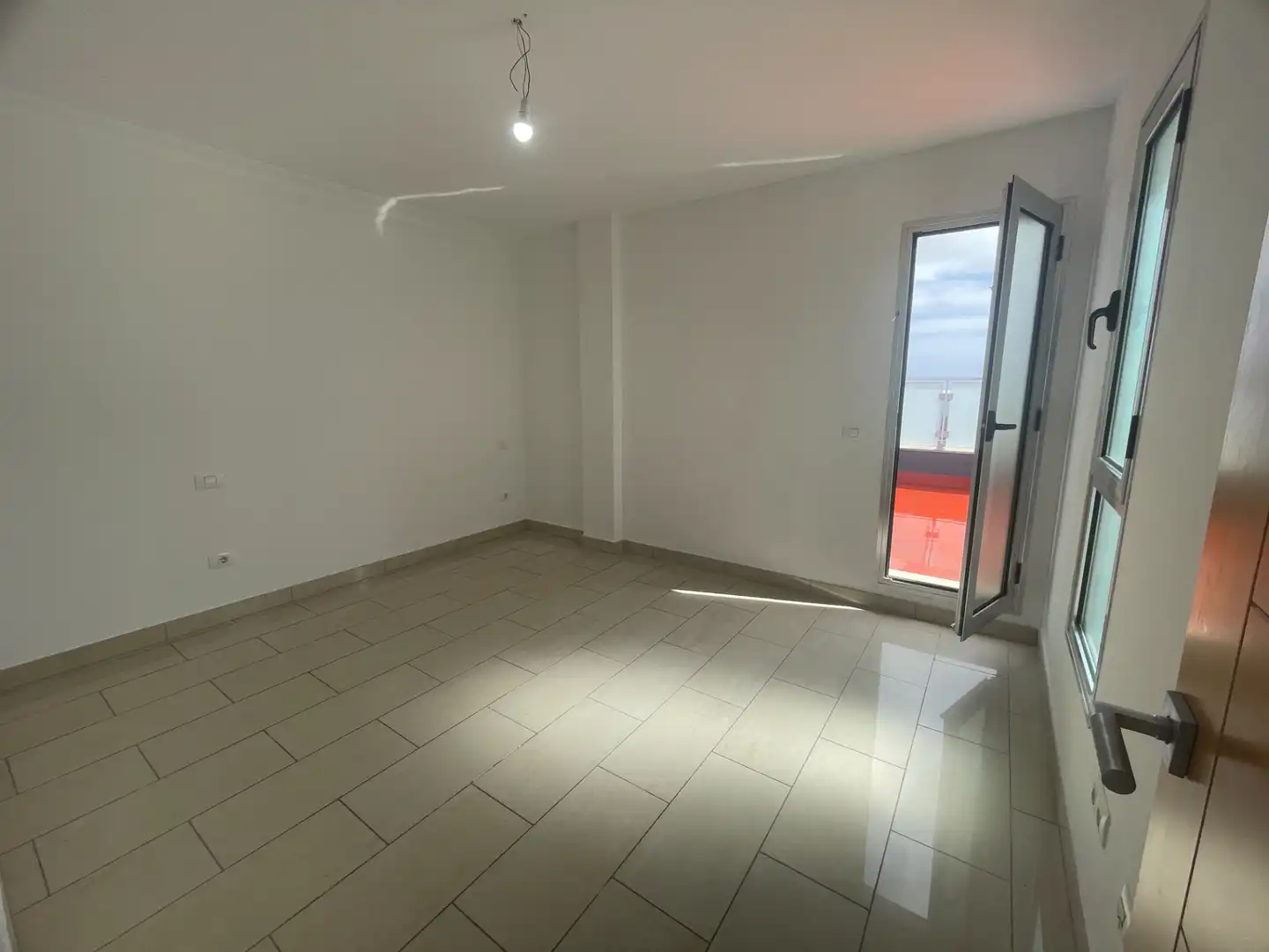 Habitación de Ático en venta en Telde con Terraza, Horno y Internet