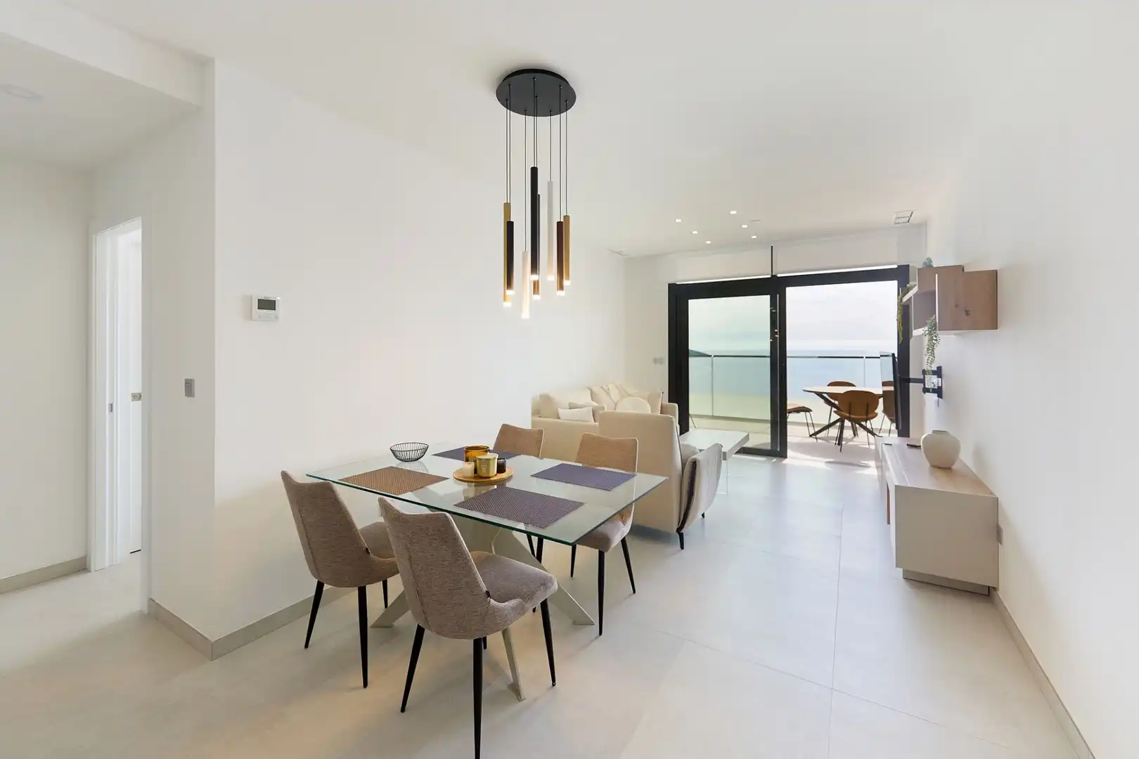 Menjador de Apartament en venda en Benidorm amb Aire condicionat, Calefacció i Terrassa
