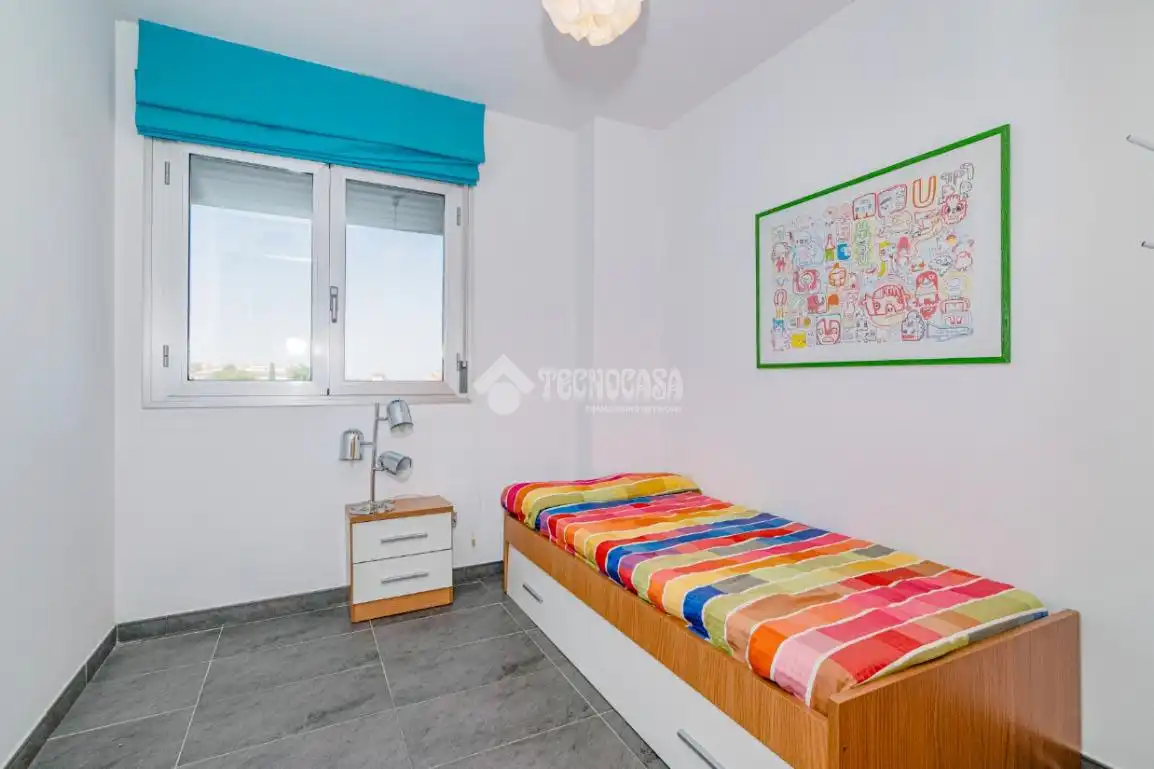 Schlafzimmer von Wohnung zum Verkauf in Alhendín mit Klimaanlage und Möbliert