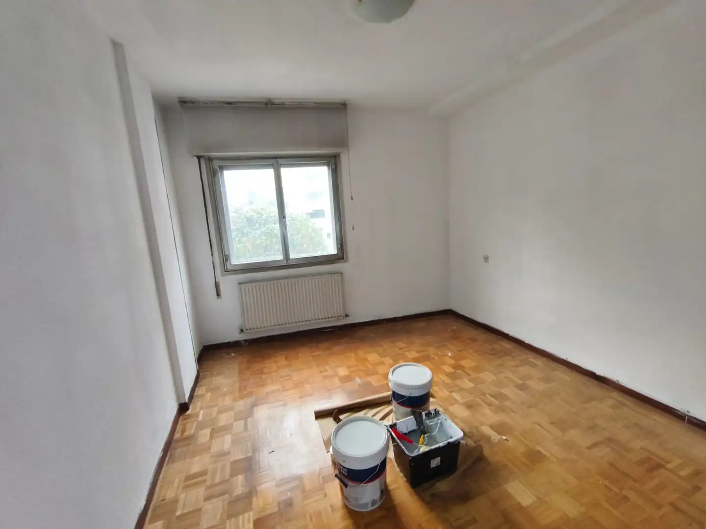 Schlafzimmer von Wohnung zum Verkauf in  Pamplona / Iruña