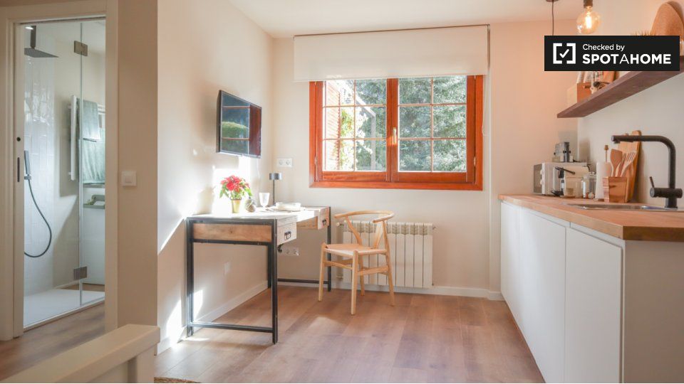 Bedroom of Flat to rent in Las Rozas de Madrid  with Air Conditioner, Heating and Furnished