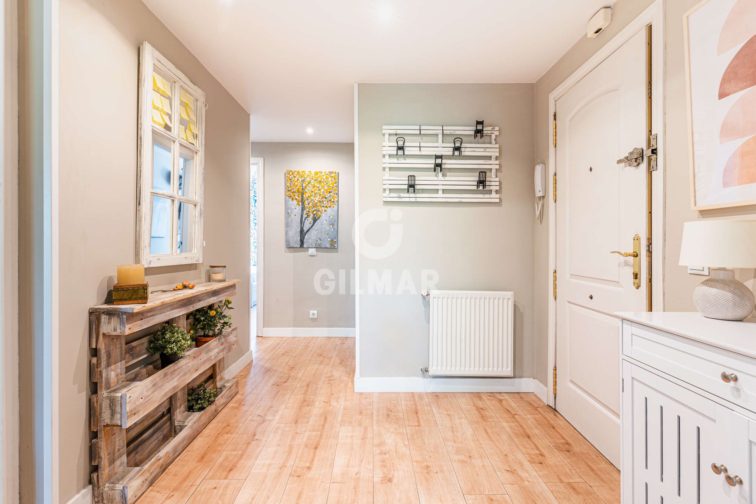 Flat for sale in  Madrid Capital  with Heating