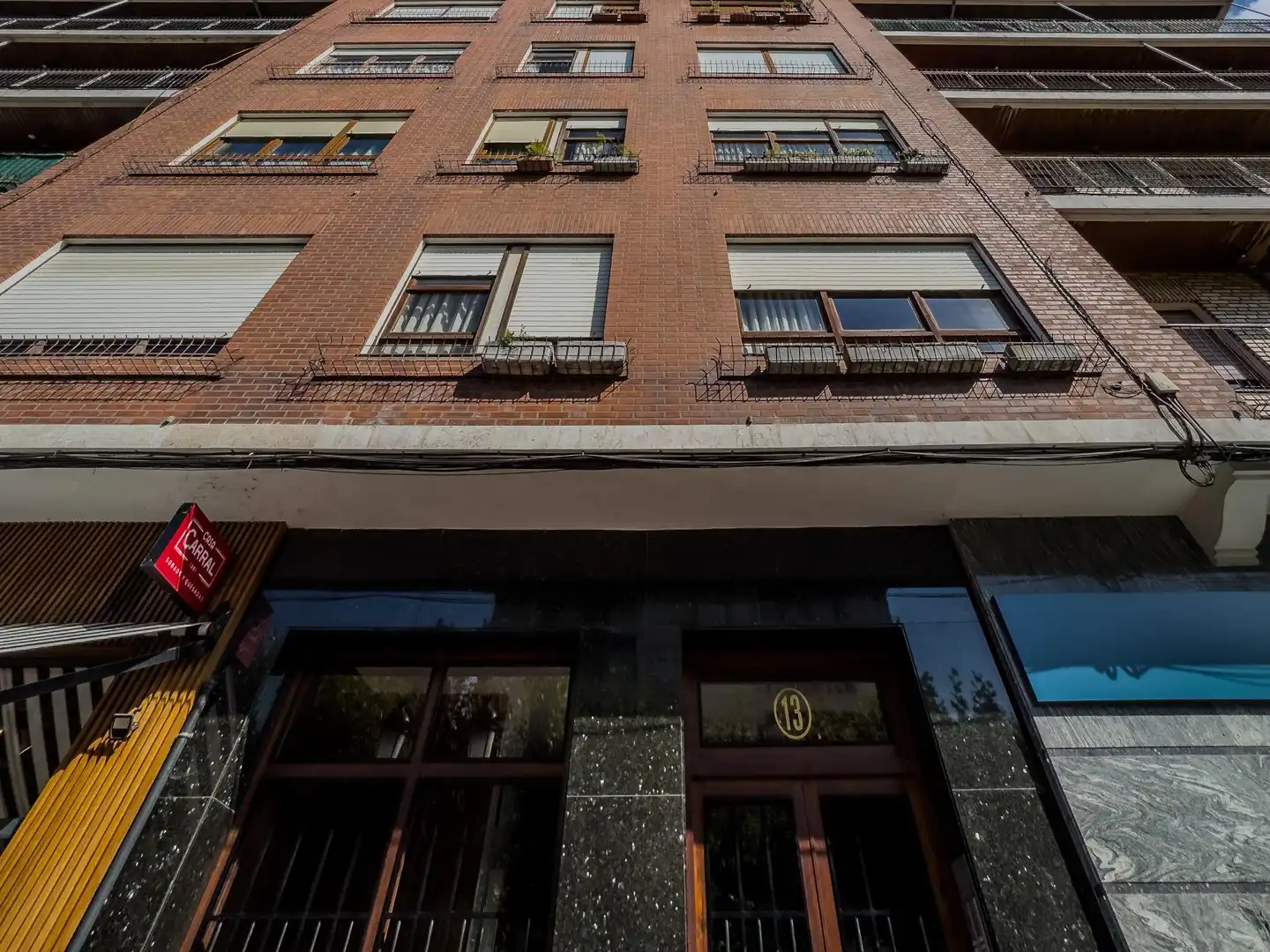 Vista exterior de Pis en venda en Torrelavega  amb Calefacció, Parquet i Terrassa