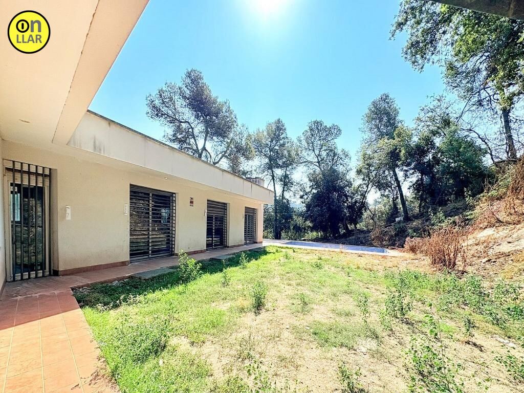 Vista exterior de Casa o chalet en venta en  Barcelona Capital con Jardín privado, Terraza y Piscina