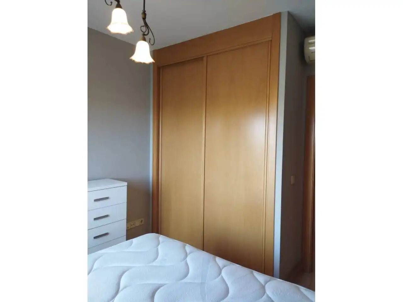 Schlafzimmer von Wohnung zur Miete in Toledo mit Klimaanlage, Heizung und Abstellraum
