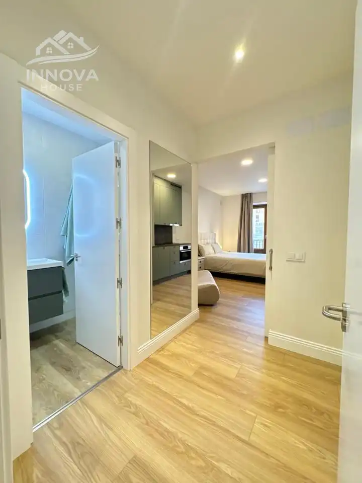 Bedroom of Flat for rent in Segovia  with Air Conditioner, Heating and Terrace
