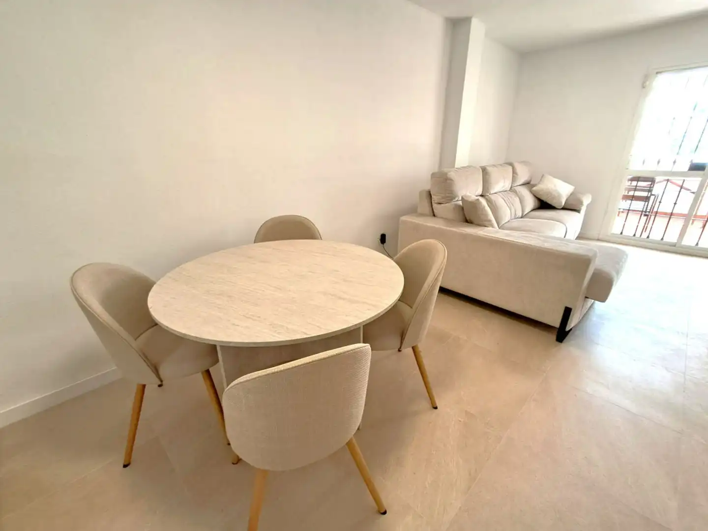 Appartement compact avec piscine à vendre à Albatros 16, imagen 7