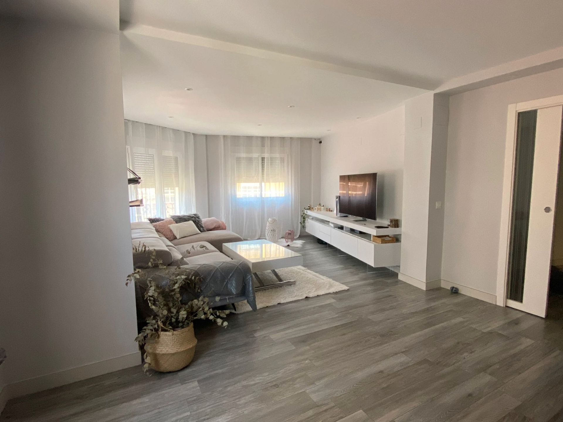Sala d'estar de Pis en venda en  Huelva Capital amb Aire condicionat, Forn i Rentadora