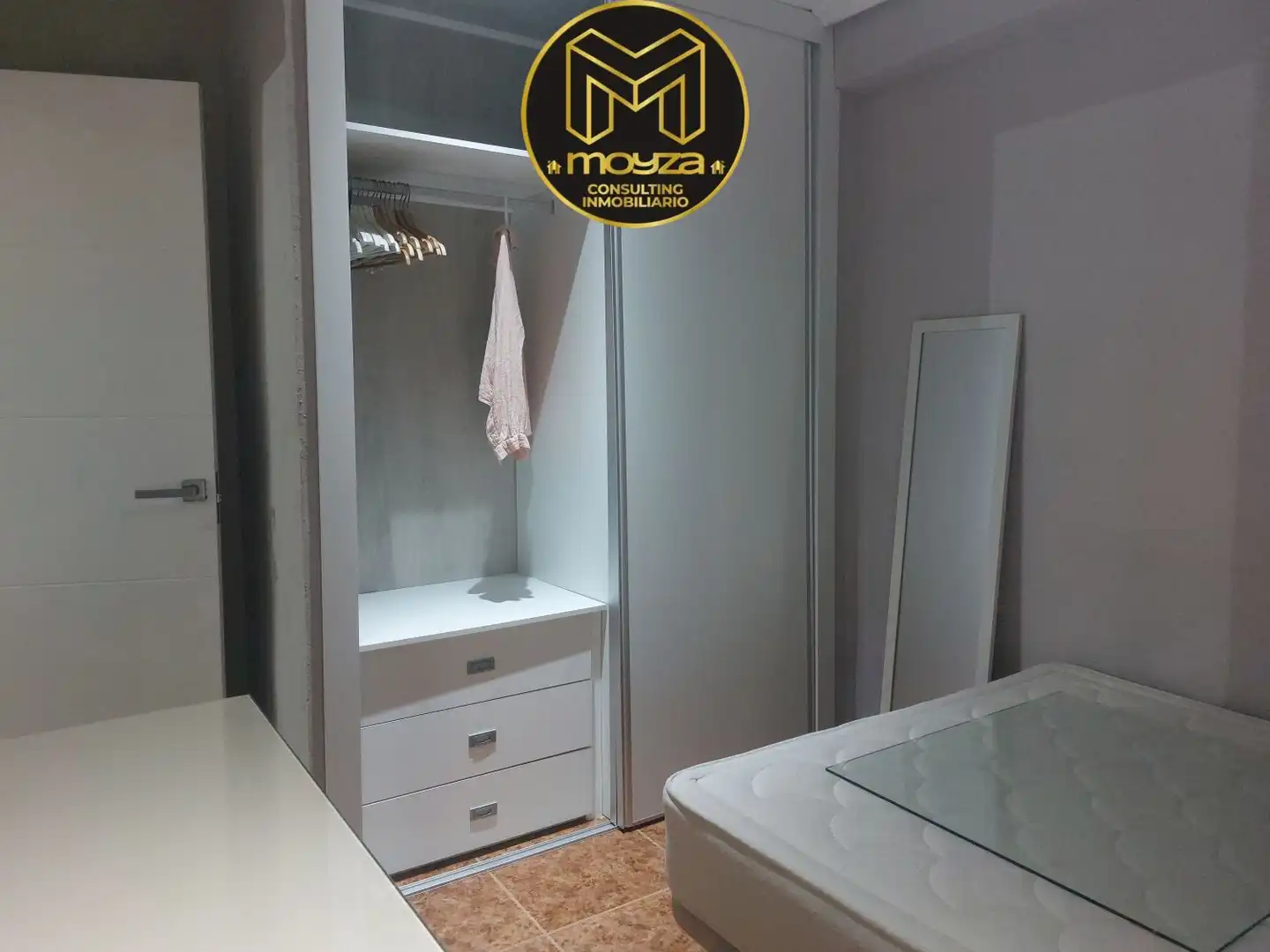 Appartamento con terrazza in affitto a Belén - San Roque, imagen 9