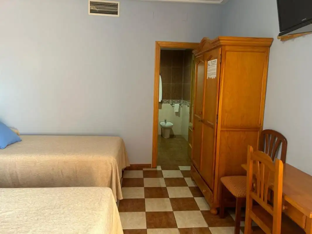 Habitación de Local en venta en Navalvillar de Pela con Aire acondicionado y Calefacción