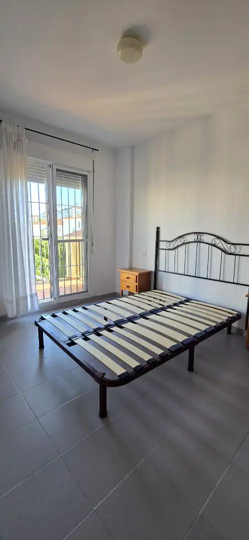 Adosado con terraza en venta en Calle Jaras 3C