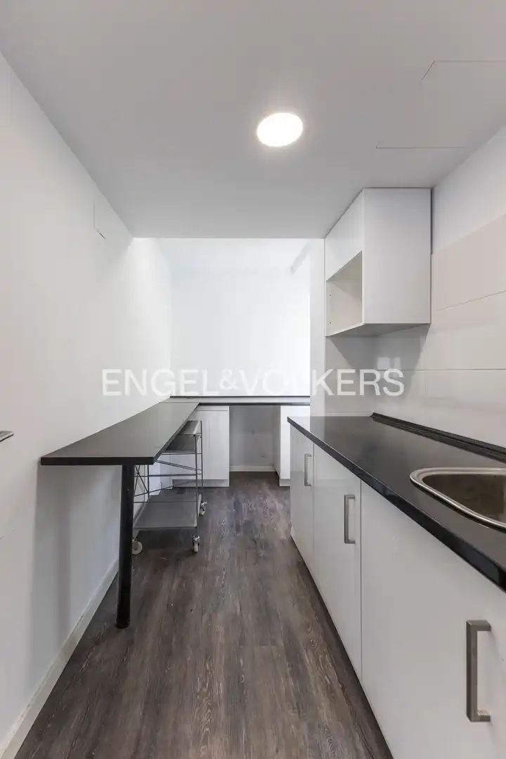 Küche von Wohnung zur Miete in Madrid mit Heizung und Privatgarten