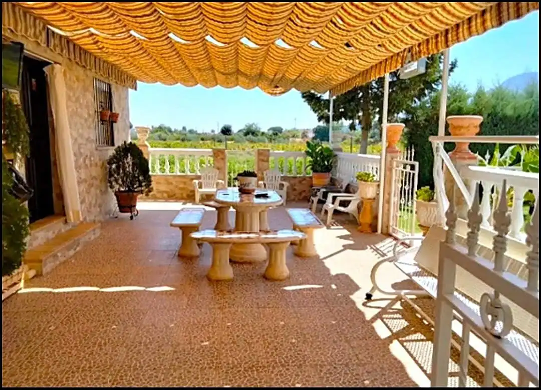 Terraza de Finca rústica en venta en Arroyo de San Serván con Aire acondicionado, Calefacción y Jardín privado