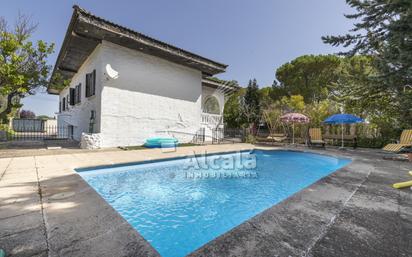 Jardí de Casa o xalet en venda en Trijueque amb Calefacció, Traster i Piscina