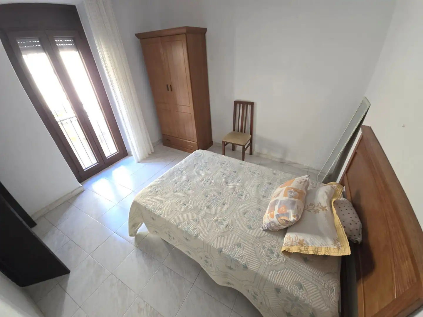 Habitación de Piso de alquiler en Cáceres con Aire acondicionado y Amueblado