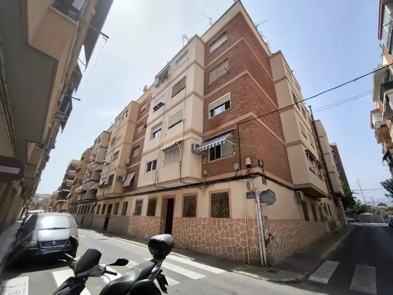 House for sale in CAMI VELL DE VALENCIA