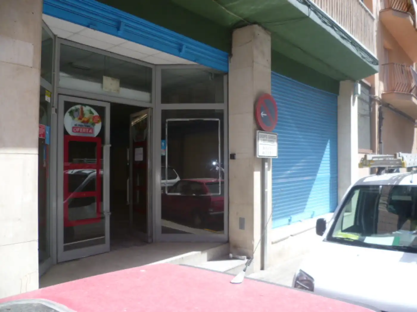 Local comercial de lloguer a Santa Margarida de Montbui