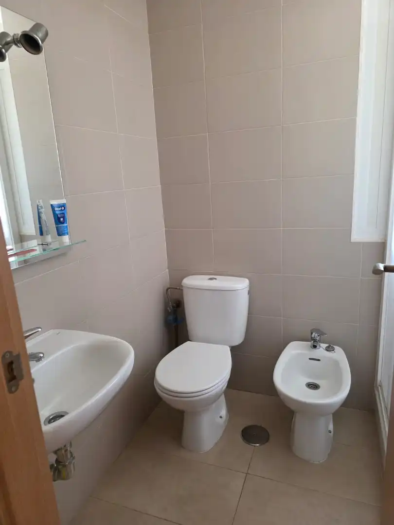 Badezimmer von Wohnung zum Verkauf in Sevilla mit Klimaanlage, Heizung und Ofen