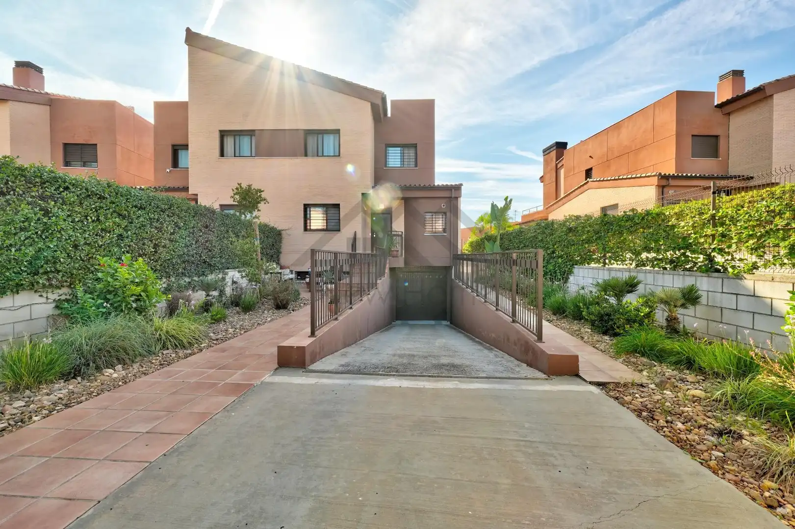 Exterior view of Detached homes for sale in Bétera  with Air Conditioner, Private garden and Parquet flooring