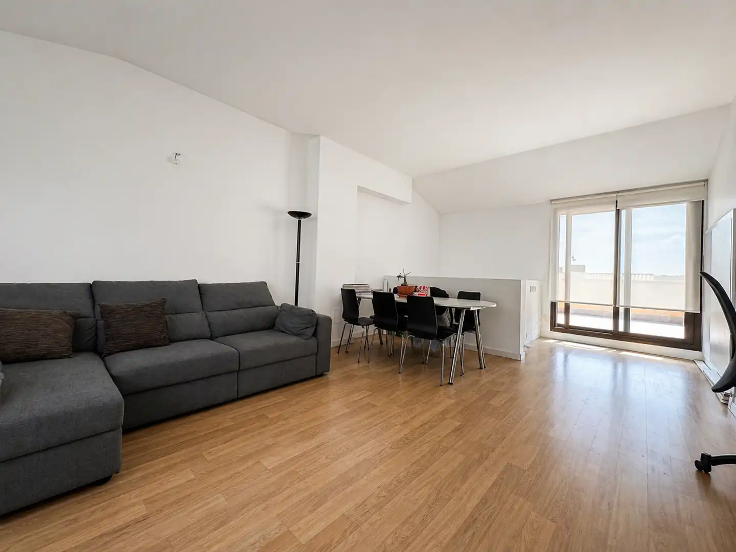 Living room of Detached homes for sale in Castellar del Vallès  with Air Conditioner, Heating and Parquet flooring