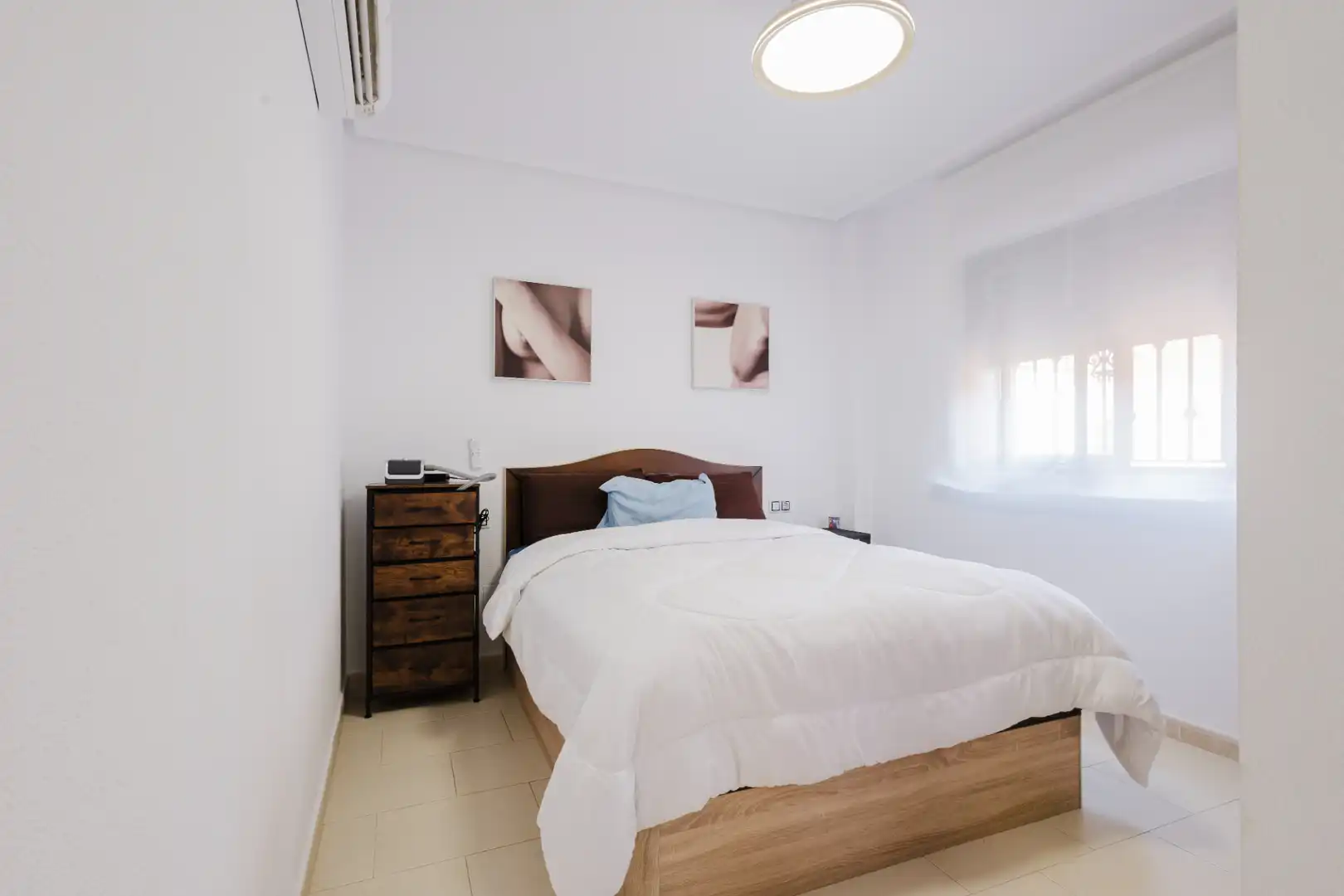 Dormitori de Casa o xalet en venda en Torrevieja amb Aire condicionat, Jardí privat i Terrassa