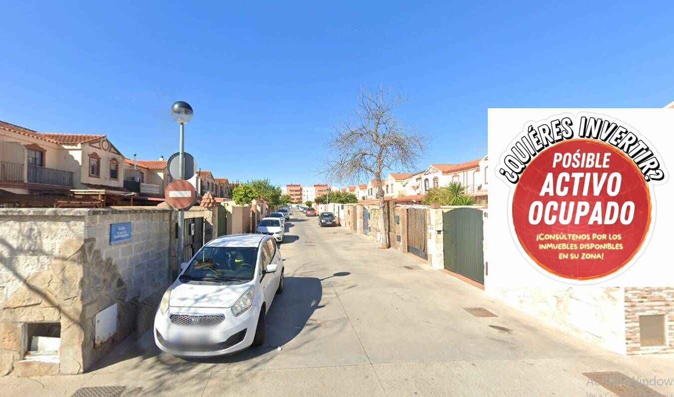 Exterior view of Single-family semi-detached for sale in Jerez de la Frontera  with Community pool