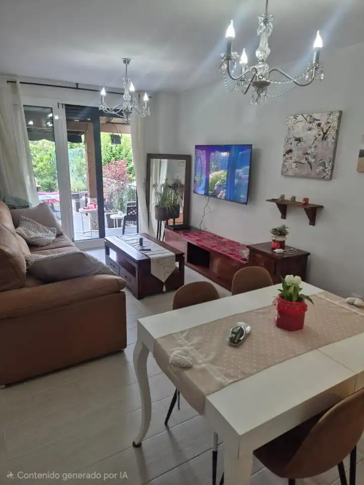 Wohnzimmer von Erdgeschoss zur Miete in Hazas de Cesto mit Heizung und Möbliert