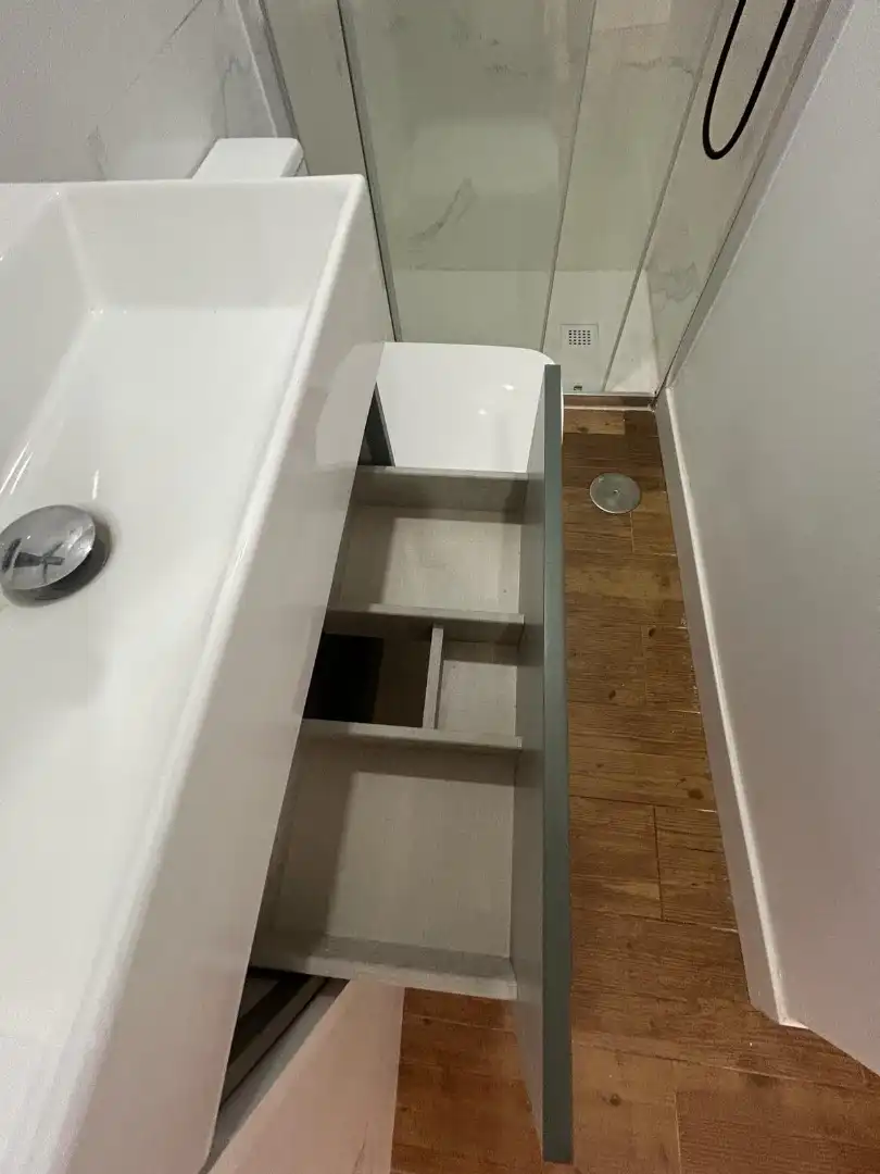 Oficina en venta en Calle de Fray José Cerdeiriña, Las Águilas
