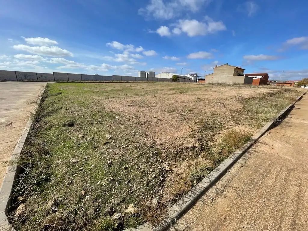 Terreny residencial en venda a Solana de los Barros