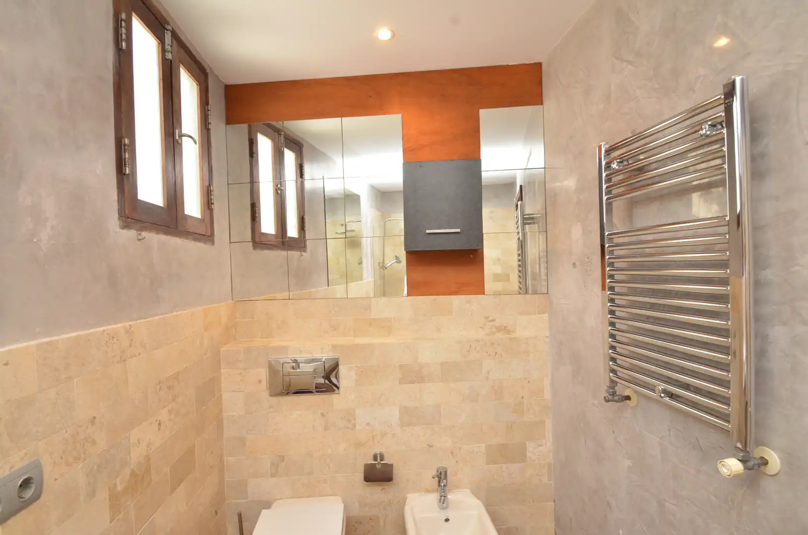 Bathroom of Flat for rent in  Palma de Mallorca  with Air Conditioner, Heating and Furnished