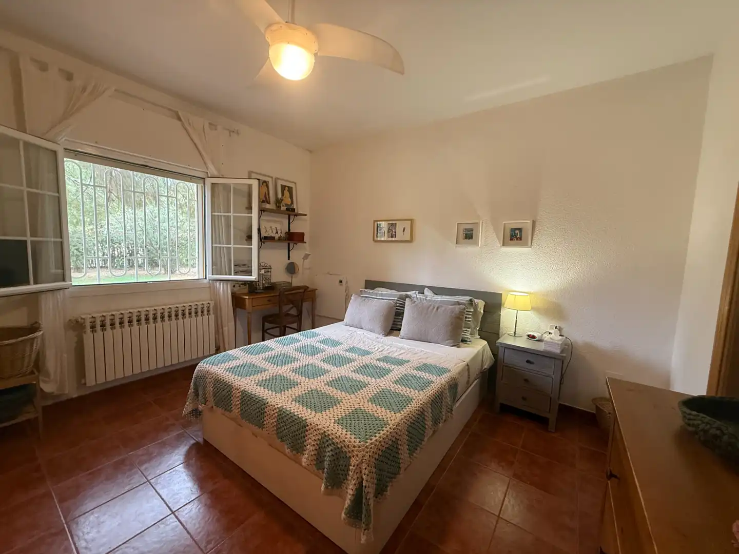 Habitación de Casa o chalet en venta en Poblete con Aire acondicionado, Jardín privado y Piscina