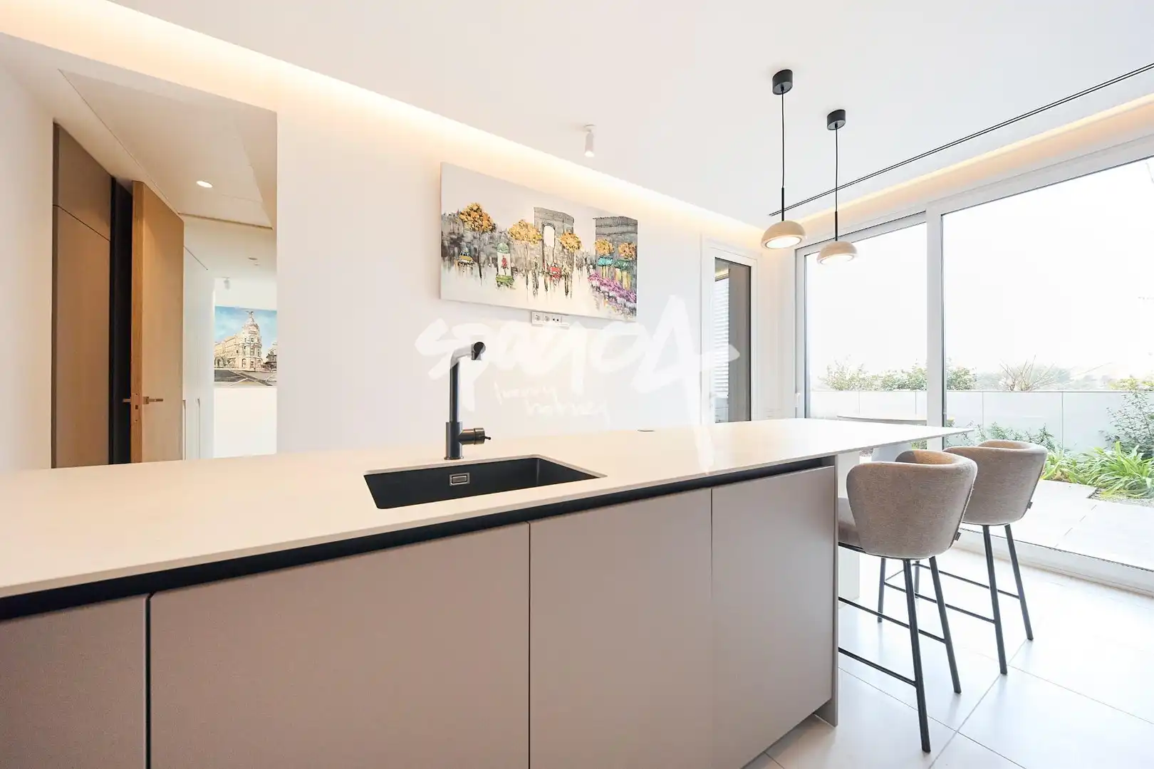 Cocina de Ático de alquiler en Pozuelo de Alarcón con Aire acondicionado, Calefacción y Jardín privado