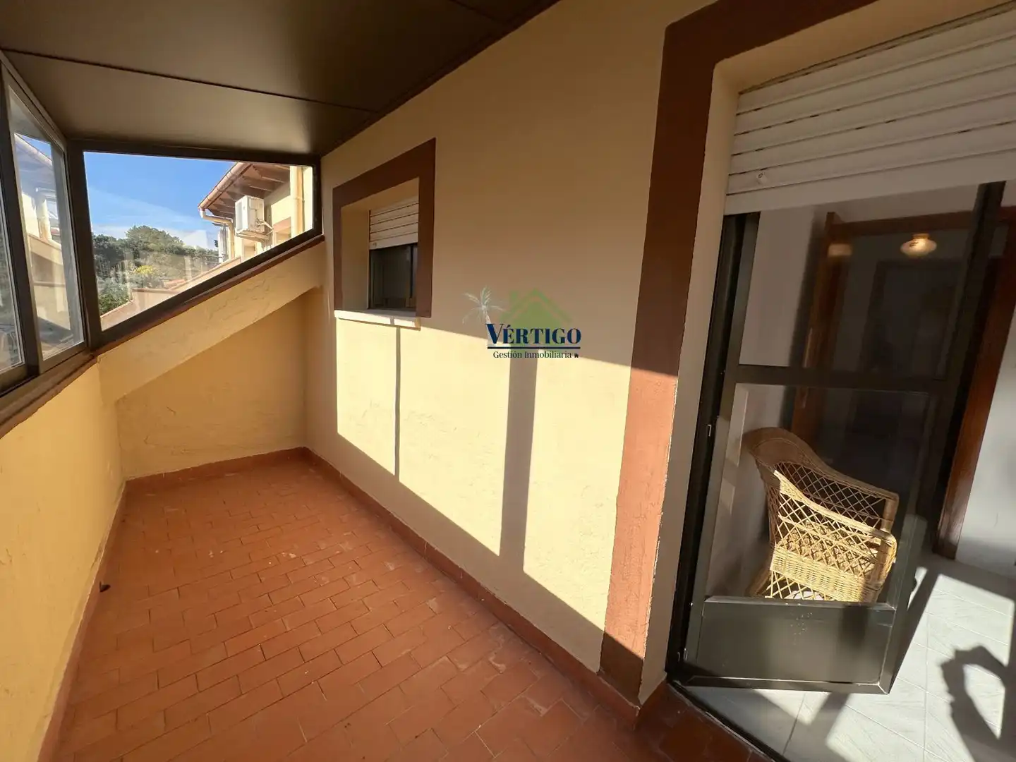 Balcony of Houses for sale in Perales del Puerto