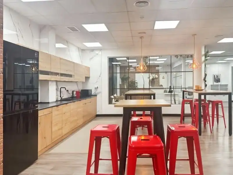 Cocina de Oficina de alquiler en Madrid con Aire acondicionado y Amueblado