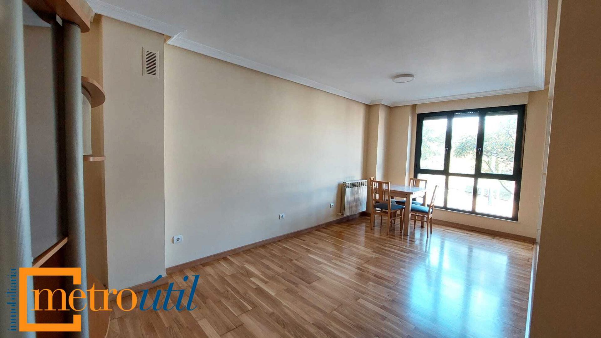 Comedor de Piso en venta en Salamanca Capital con Calefacción, Jardín privado y Parquet