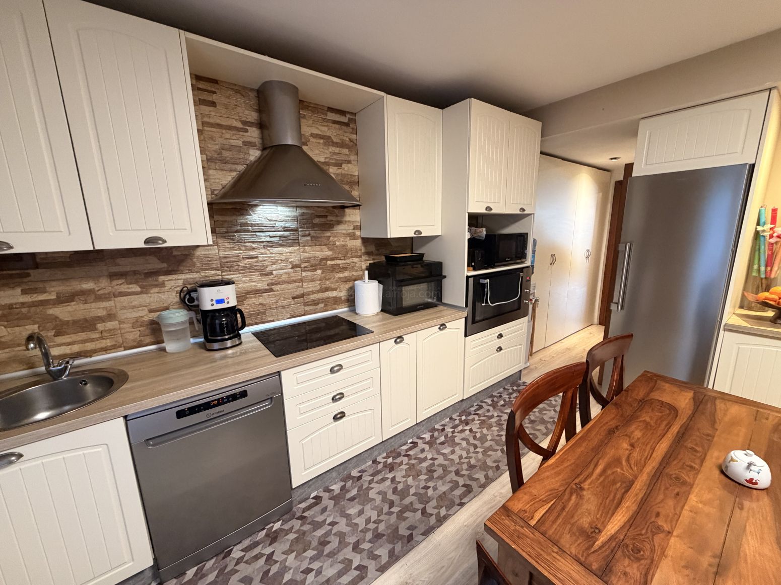 Cuina de Pis en venda en  Logroño amb Calefacció, Terrassa i Balcó