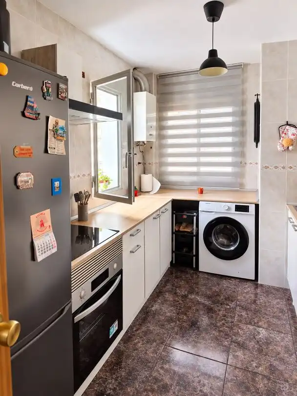 Piso en venta en Calle Al-Andalus 1, imagen 2