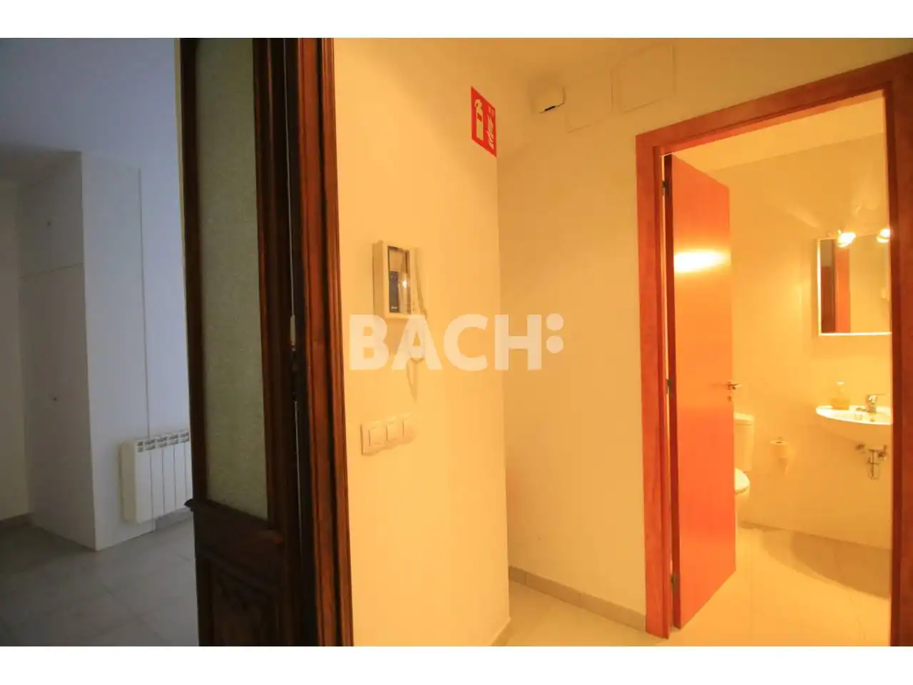 Ufficio con ascensore in affitto a Plaza Canonge Collell, imagen 11