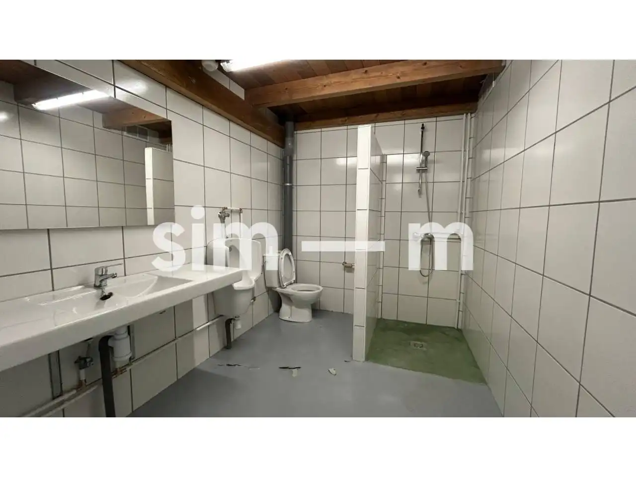Badezimmer von Geschaftsraum zum Verkauf in Taradell