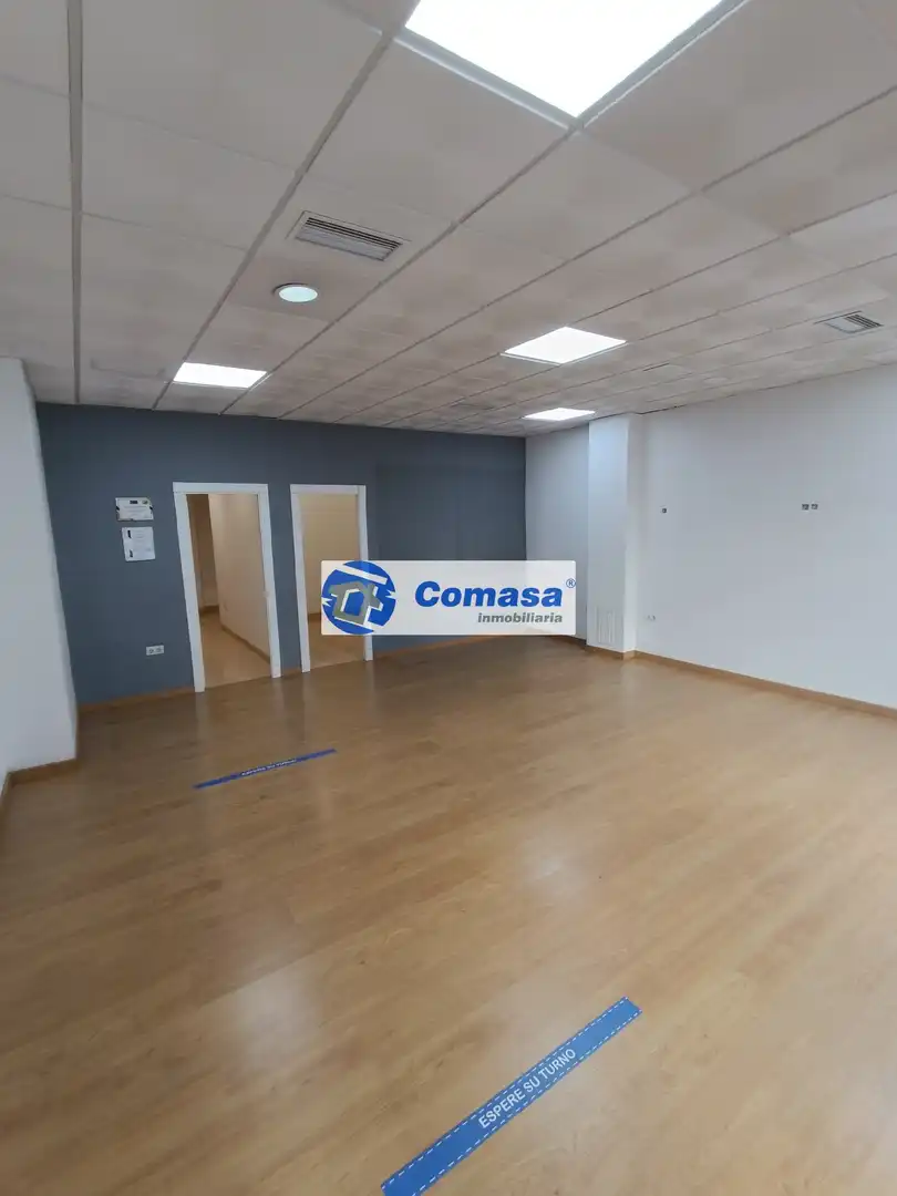 Gewerbefläche zur Miete in Martos, imagen 2